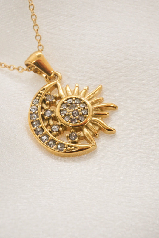 Soluna Necklace Gold Sun & Moon Pendant - Luzza Studio